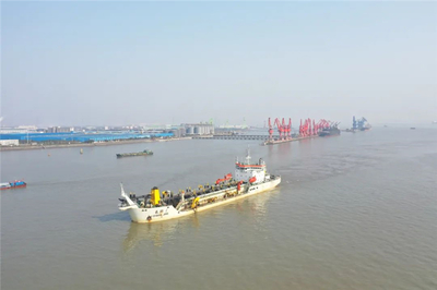 南通營(yíng)船港航道疏浚工程順利通過(guò)完工驗(yàn)收，助力碼頭建設(shè)與管理優(yōu)化